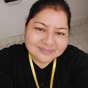 Meet your Posher, Denia